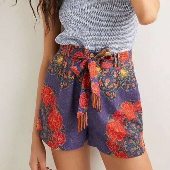FARM Rio Pants - Farm Rio Anthropologie S NWT Printed Floral Shorts Belted Beaded Fringe Small